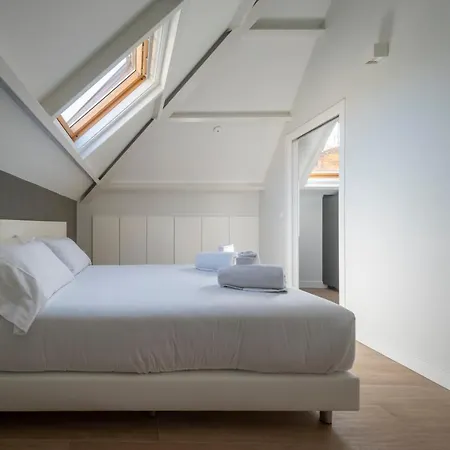 Apartment Bow Homes By En Casa