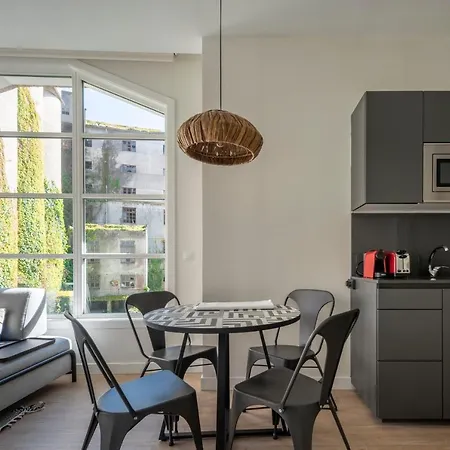 Apartment Bow Homes By En Casa *