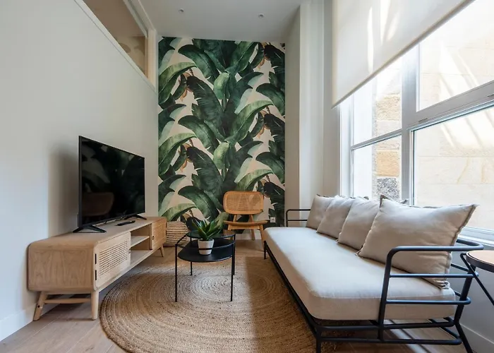 Bow Homes By En Casa *